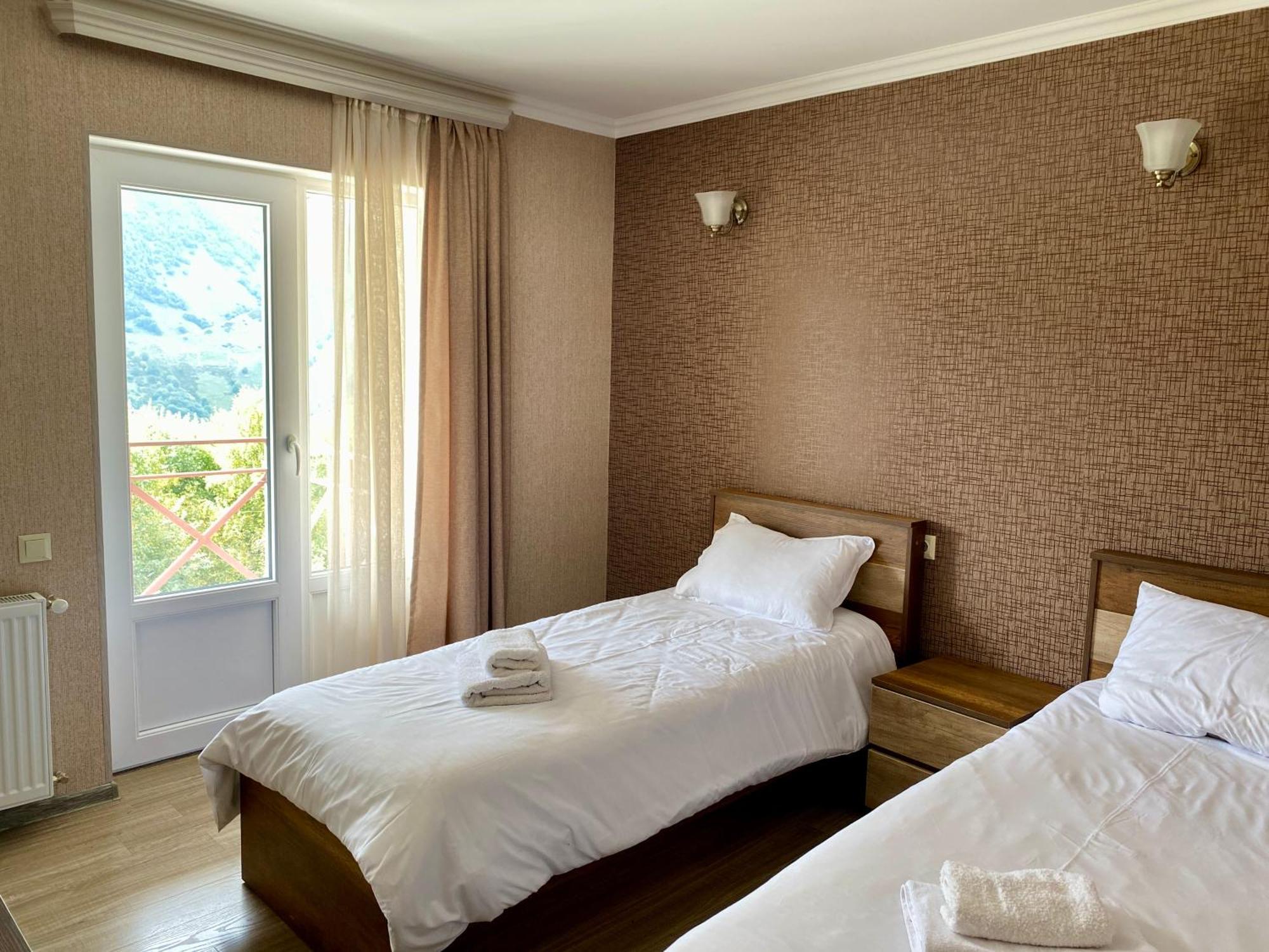 White House Gudauri Hotel Exterior photo